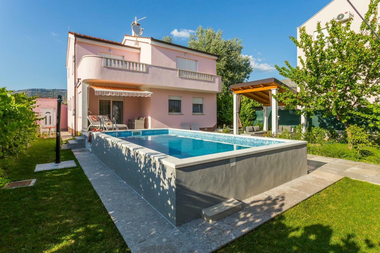 Villa Sweet Home Marija With Heated Pool スプリト エクステリア 写真