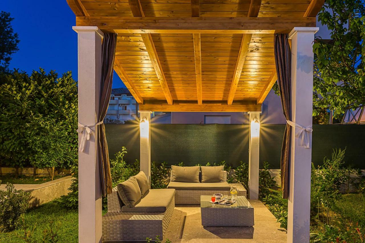 Villa Sweet Home Marija With Heated Pool スプリト エクステリア 写真