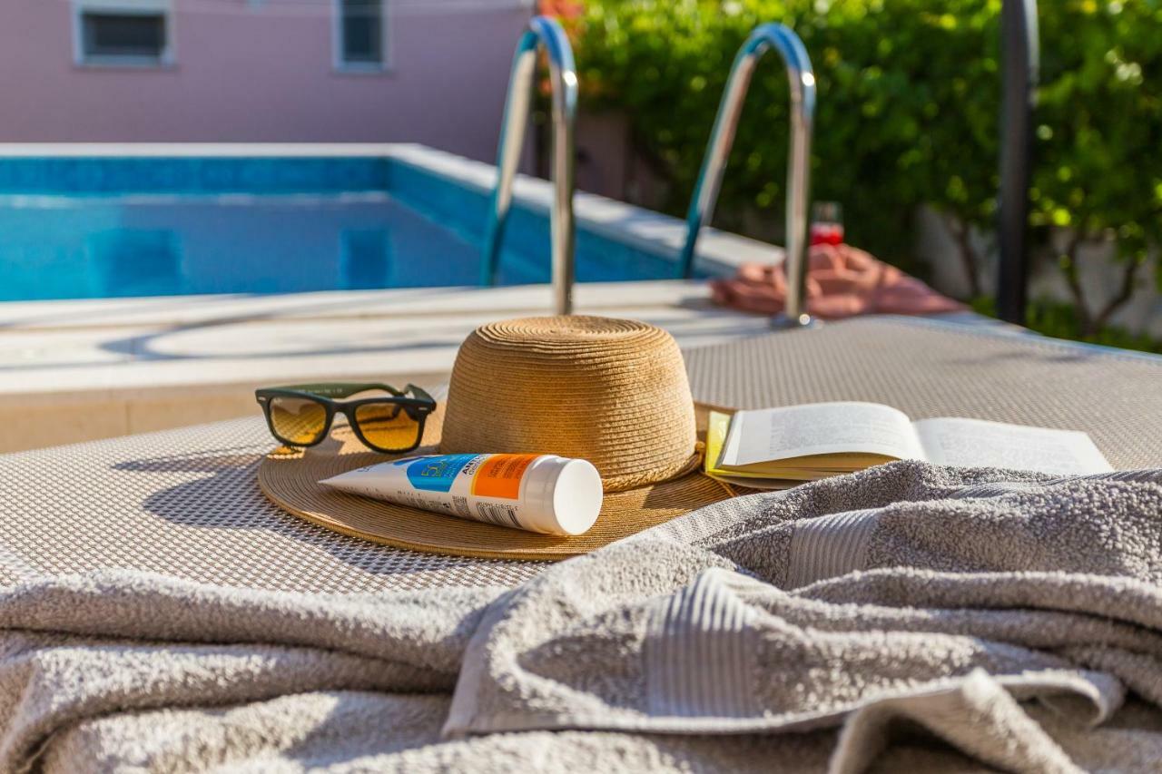 Villa Sweet Home Marija With Heated Pool スプリト エクステリア 写真